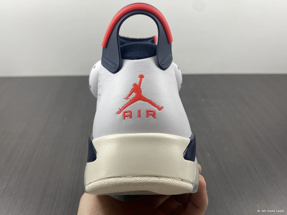 384664-104 Tinker Jordan - Retro 6 0303